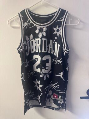 Jordan Flight 23 Floral Mesh Jersey Tank Youth Medium Black White
